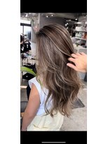 アポロ 横浜駅店(apollo)&nbsp;レイヤーボブハイライトブリーチレイヤーハイトーングレージュ