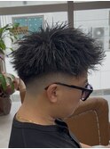 ジェットモヒカン スキンフェード ハイライトカラー