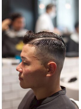 キングスマントーキョー 三鷹店(KINGSMAN TOKYO) サイドパート