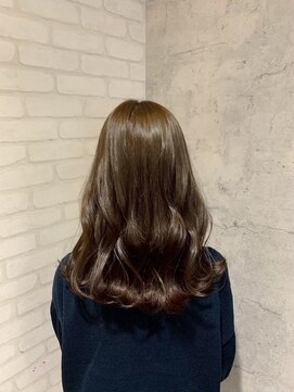 アフィナー(Afinar) 【横浜駅/横浜西口】アッシュベージュ