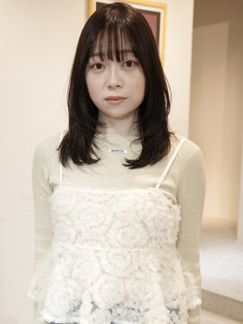 ウィム(wim) " ハッシュカット "/レイヤー/顔周り/ウルフレイヤー