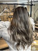 圧倒的透明感ミルクティーバレイヤージュで一気に垢抜けヘアへ