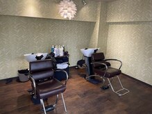 エフツーエフ ヘアーアンドメイクアンドスパ(f2f hair&make&spa)の雰囲気(居心地の良さにこだわったゆったり店内で施術を受けられます◎)