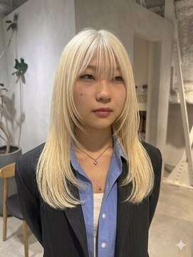 フォト 新宿(foto) ロングレイヤー/ブロンド/イメチェン/ブリーチ/新宿