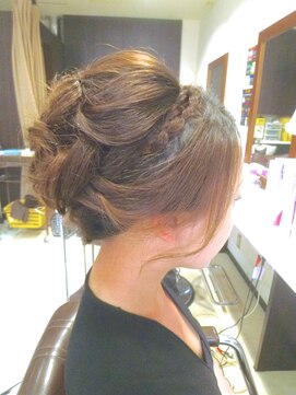 ヘアセットサロンエッジ(Edge) 大人かわいい結婚式お呼ばれアップ