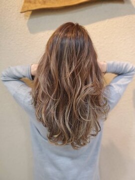 アナザースカイ (another sky) ロング×コントラストバレイヤージュ