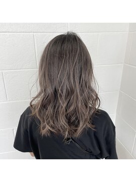 ディーズヘアー(D'z hair) ナチュラルアッシュ