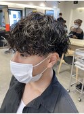 前下がりマッシュツイストスパイラルパーマ波巻きツーブロック