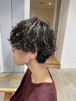 コレット 宇都宮(collet Gigi)&nbsp;ハイライト/マッシュパーマ/ウルフ/波巻き/メンズ