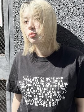 ココ 原宿(KOKO) ブロンド黒髪小顔クラゲヘアーオリーブグレーココアベージュ