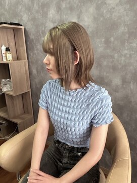 コルト(COLT) 透明感◎グレージュカラー