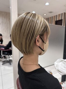 ヘアアンドビューティー クアトロ 戸祭店(QUATRO) ショートボブ