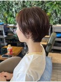 くびれ×ショートヘア