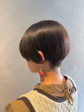 エスケープ トゥ ボナ(ESCAPE to bona.) かっこよさと可愛さのハンサムショート 髪質改善TR