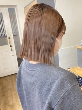 ネオリーブ クーロ(Neolive curro) 小顔タッセルボブ×イメチェンカット[ボブ/縮毛矯正/横浜韓国/]