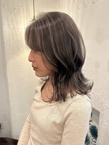 キキ(kiki)&nbsp;【shiori】アッシュグレージュ/コントラストハイライト