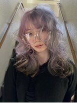 イェッカ パビル(YECCA pabil)&nbsp;明るいトーンのピンクとブルー、毛先に裾カラー