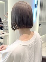 ケリーアン 太田(kelly.un)&nbsp;顎ラインボブ / 透明感グレージュカラー / ハイトーン / 群馬