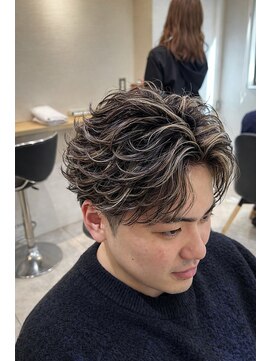 アイトーキョー 横浜(AI TOKYO) フェザーハイライト