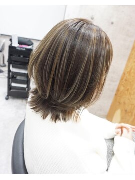 ヘアテリア リュウ 大塚(hair teria ryu) ハイライト/ミルクティベージュ/ミディアムウルフ