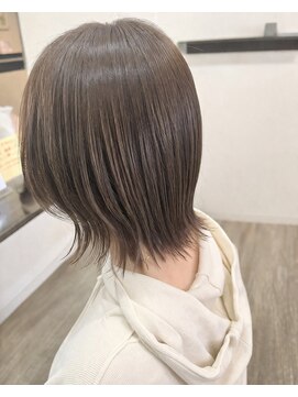 ヘアークリエイションヴィサージュ 外ハネ