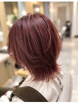 ホーミー(HOMMY)&nbsp;柔らかい雰囲気と動きのあるレイヤーカット