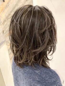 ケアリー 武蔵小杉(Carelly) AUSTIN 無造作カール×イルミナカラーヘルシーレイヤー