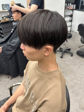 エルマーク 梅田中津(L-MARK) 黒髪マッシュナチュラルマッシュメンズヘア韓国ツーブロック