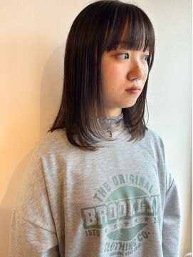 ツイギー 宮西店(TWiGGY) レイヤーカットにひっそりインナーカラー