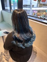 ロカリタフォーヘアー 河原町三条店(ROCAReTA FOR HAIR) ブルー