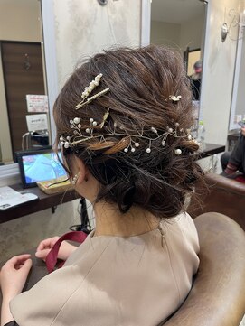 ヴィサージュジョイン(VISAGE join) ゆるふわローシニヨン