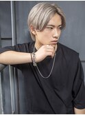 ナチュラルセンターパートシルバーカラー
