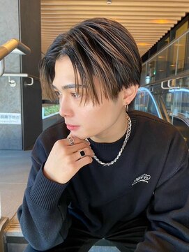 キングオブヘア バイ ノイズ 梅田茶屋町店(KING of hair by NOISM) *NOISMツイストスパイラルツーブロックマッシュセンターパート