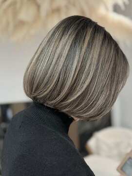 ロウズ 新小岩(LOEWS) ミセスボブ