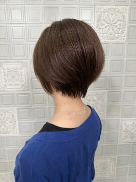 ヘンリエッタ 自由ヶ丘(Henrietta) くびれショートボブ