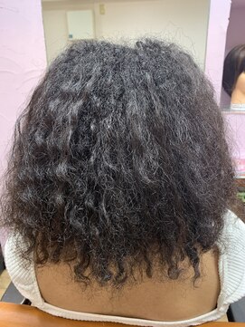 ヨシユキコンディショニング 特別に強い縮毛に対応する縮毛矯正２/平塚/４０代/５０代/６０代