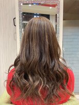 ビスイル 秋葉原店(Vis ill) ハイライトカラーレイヤーカットカラー