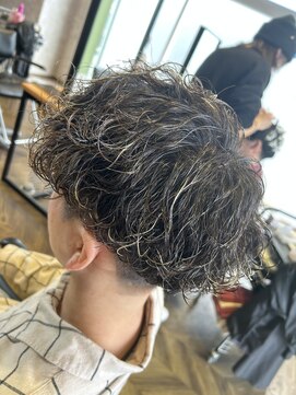 ステレオ ヘアデザイン 安城店(STEREO HAIR DESIGN) …無造作ツイスパ(11月)…