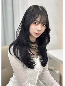 ナチュラルブラック×レイヤーカット