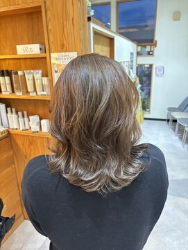 レーヴ バイ ヘアメイクカリス(reve by Hair make Charis) シナモンベージュ【盛岡/滝沢/青山/髪質改善】