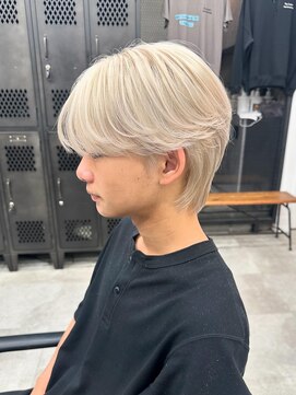 ギークス(GEEKS) 【GEEKS渋谷】シースルーマッシュ/ホワイトブロンド/ハイトーン