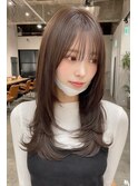 ロングレイヤーココアブラウンハッシュカットバタフライレイヤー