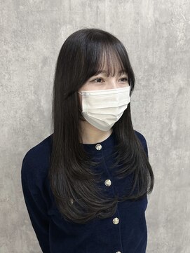 ディーボーイリタ 光の森(D-BOY Lita) レイヤーカット/ ダークグレージュ