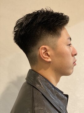 アンティコ(antico) 男のフェードスタイル