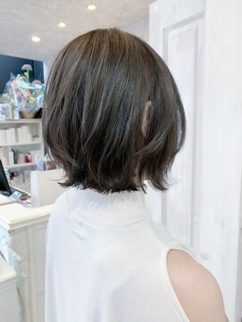 キャアリー(Caary) 福山市美容室Caary人気 暗髪ダークグレージュ レイヤーボブ