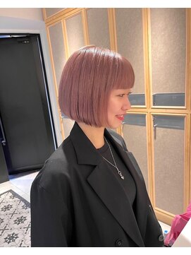 ヘアサロン ガリカ 表参道(hair salon Gallica) 【柴田優香】お洒落な大人ペールピンク/ぷつっとボブ/艶髪ボブ