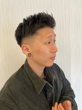 シュクセ 千早店(succes) ロースキンフェード