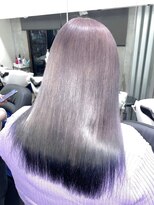 ロア 中目黒(loa)&nbsp;レイヤーロング/グレーベージュ/黒髪/前髪パーマ[中目黒]