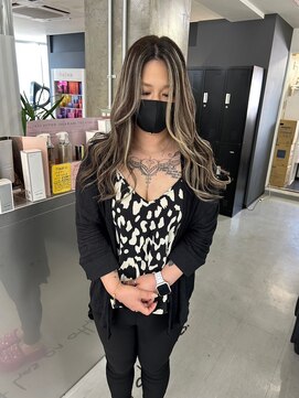 キング 枚方店(K!ng) 【枚方、高槻、梅田】ホワイトハイライト