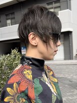 ディンプル 越谷駅前(DiMPlE) アシメショート.かりあげショート.グレーアッシュカラー